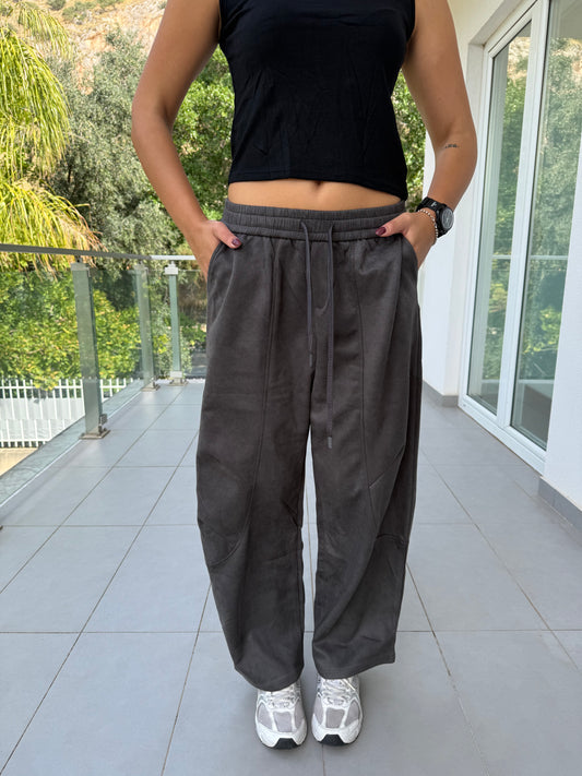 Pantalone suede grigio fumo