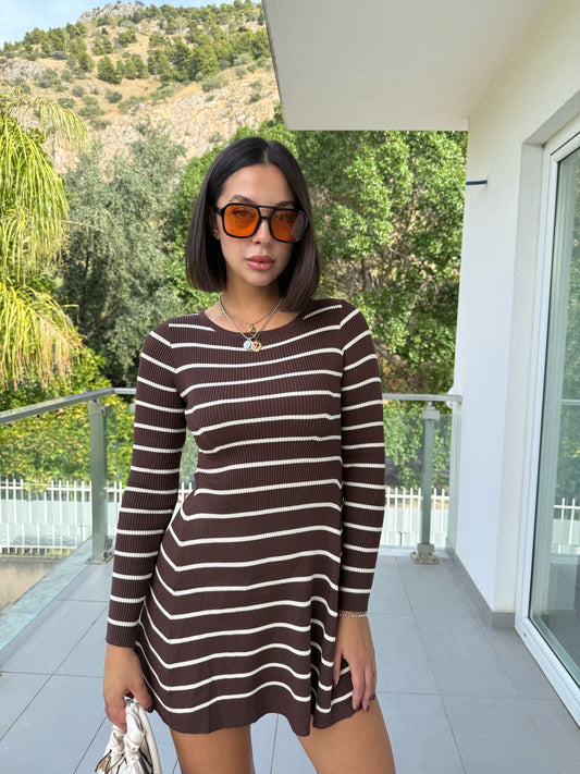 Dress costine brown